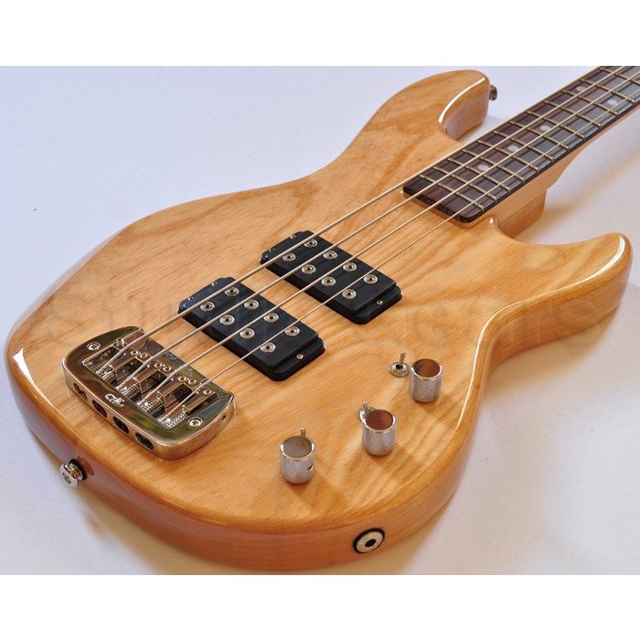 G&L L-2000 USA Custom Made Bass in Natural